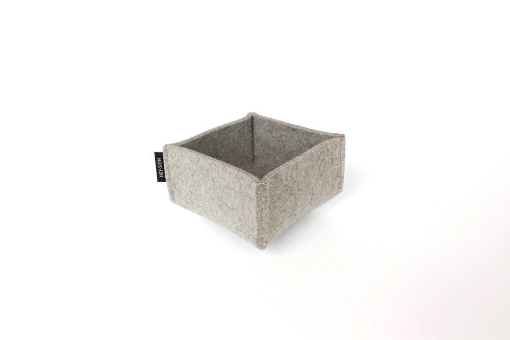 Box 1 M